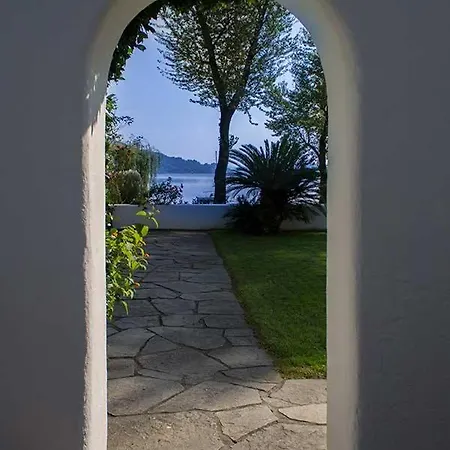 Vila Sleeps 6 With Air Con *